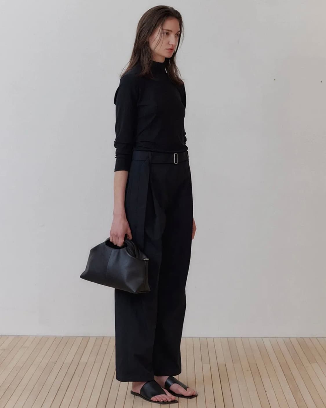 유르트 NUO 블랙 상품이미지2