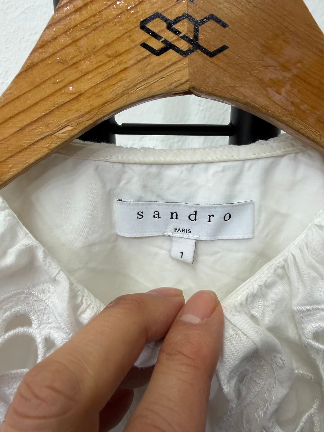 정품) 산드로 화이트 아일렛 블라우스 셔츠 1 상품이미지7