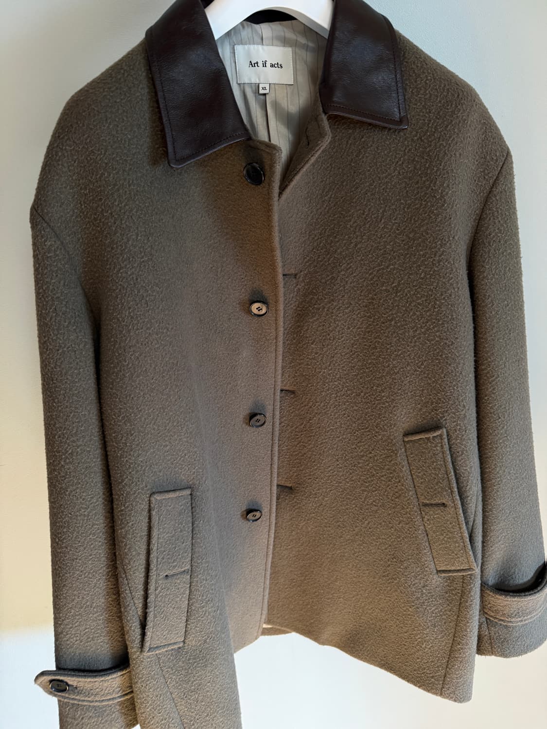 아트이프액츠 25fw 레더카라 카센티노 하프코트 상품이미지1