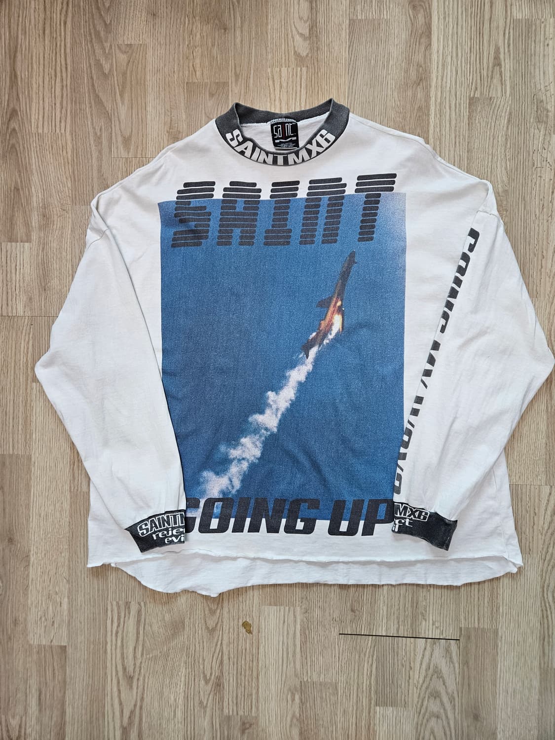 세인트미카엘 레이싱 긴팔 티셔츠. 상품이미지1