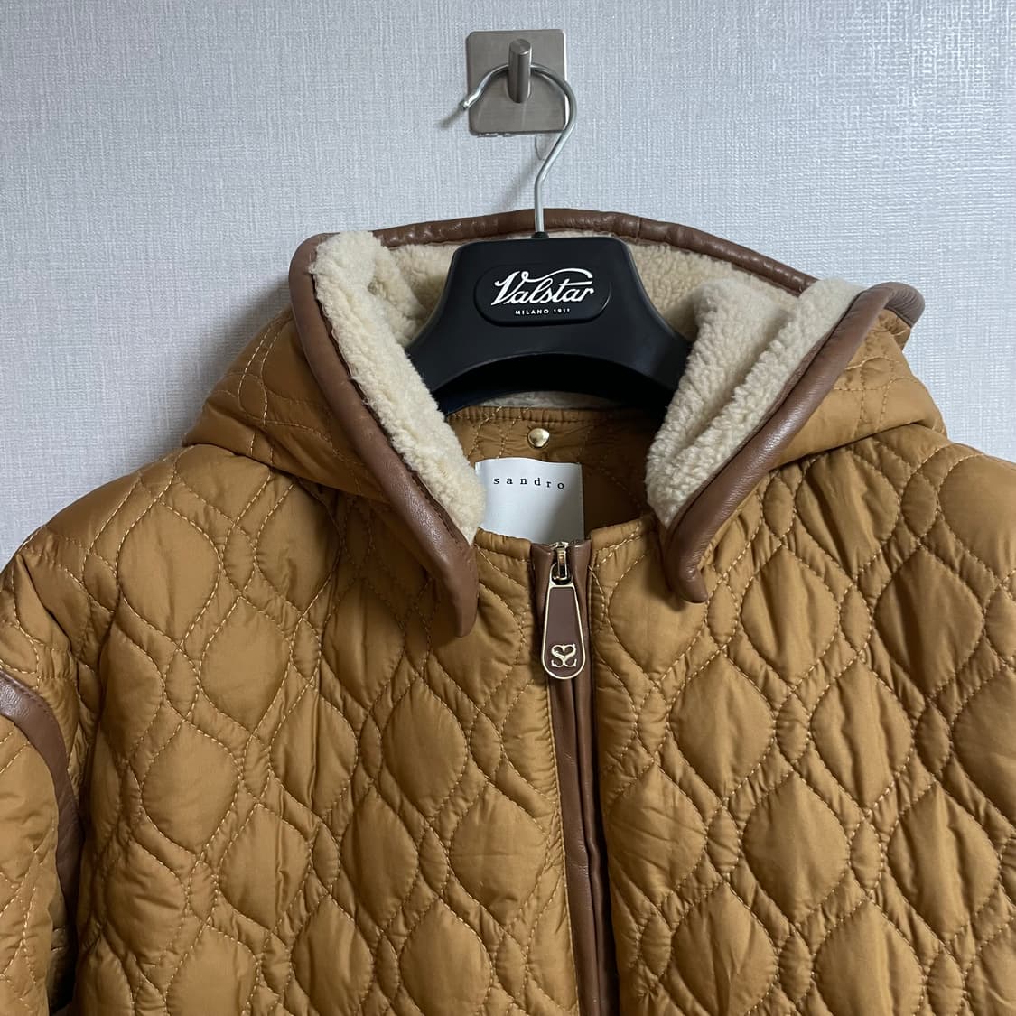 [34]산드로 퀼팅 후드 점퍼 상품이미지3