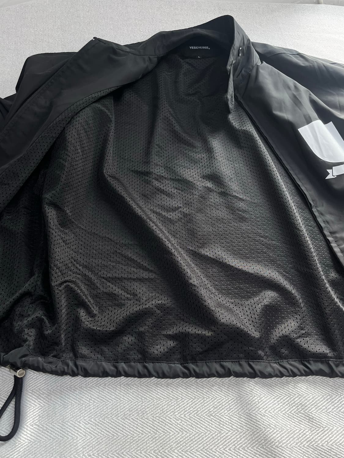 예스아이씨 Yeseyesee 바람막이 트랙자켓 L 상품이미지10