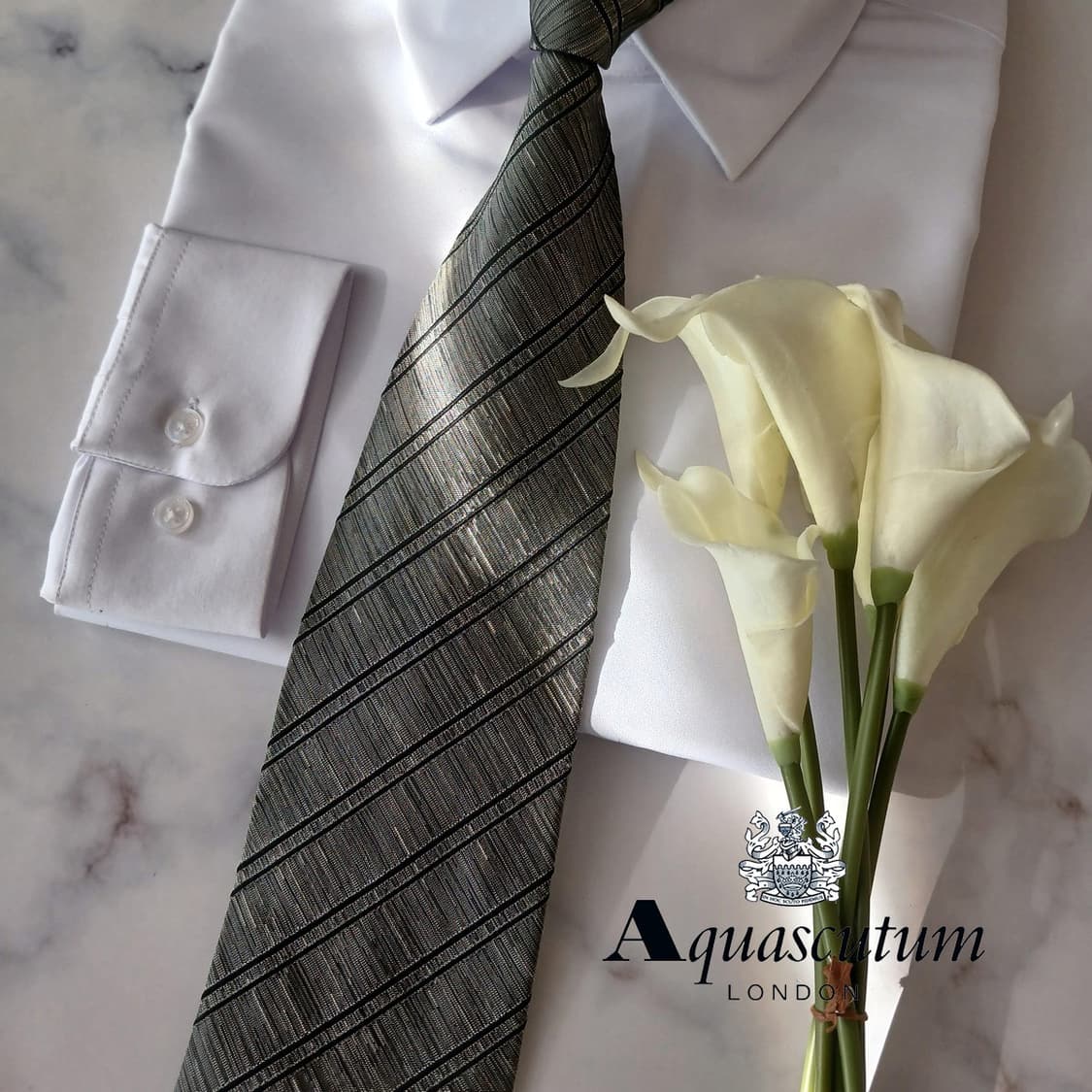 아쿠아스큐텀 실크 그레이 스트라이프 넥타이 9.5cm A등급 A18862 상품이미지1