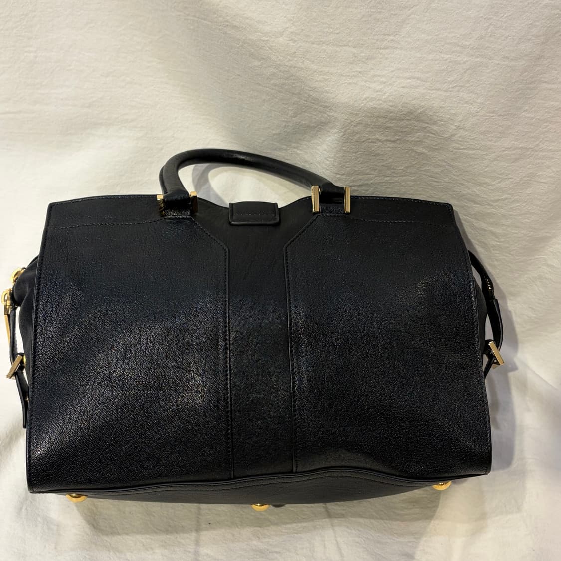 입생로랑 카바시크 블랙 레더 토트백 가방 상품이미지5