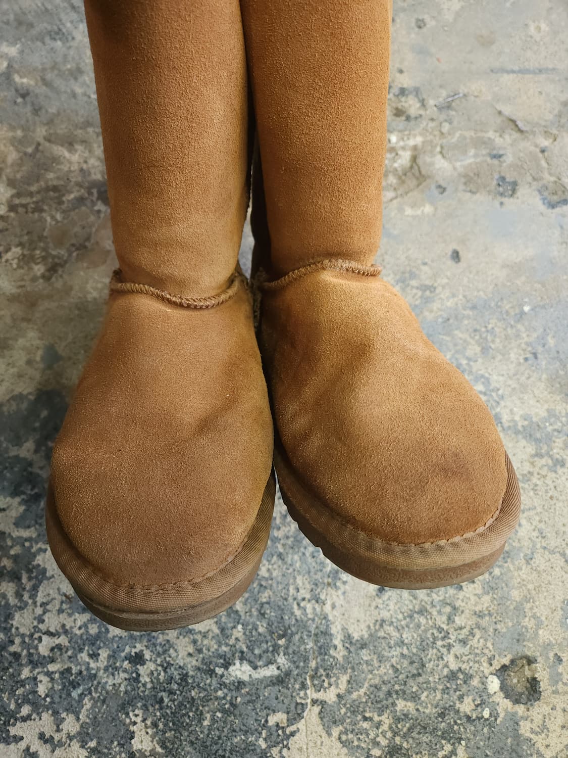 어그 브라운 클래식 쇼트 부츠 260mm
​
 상품이미지4