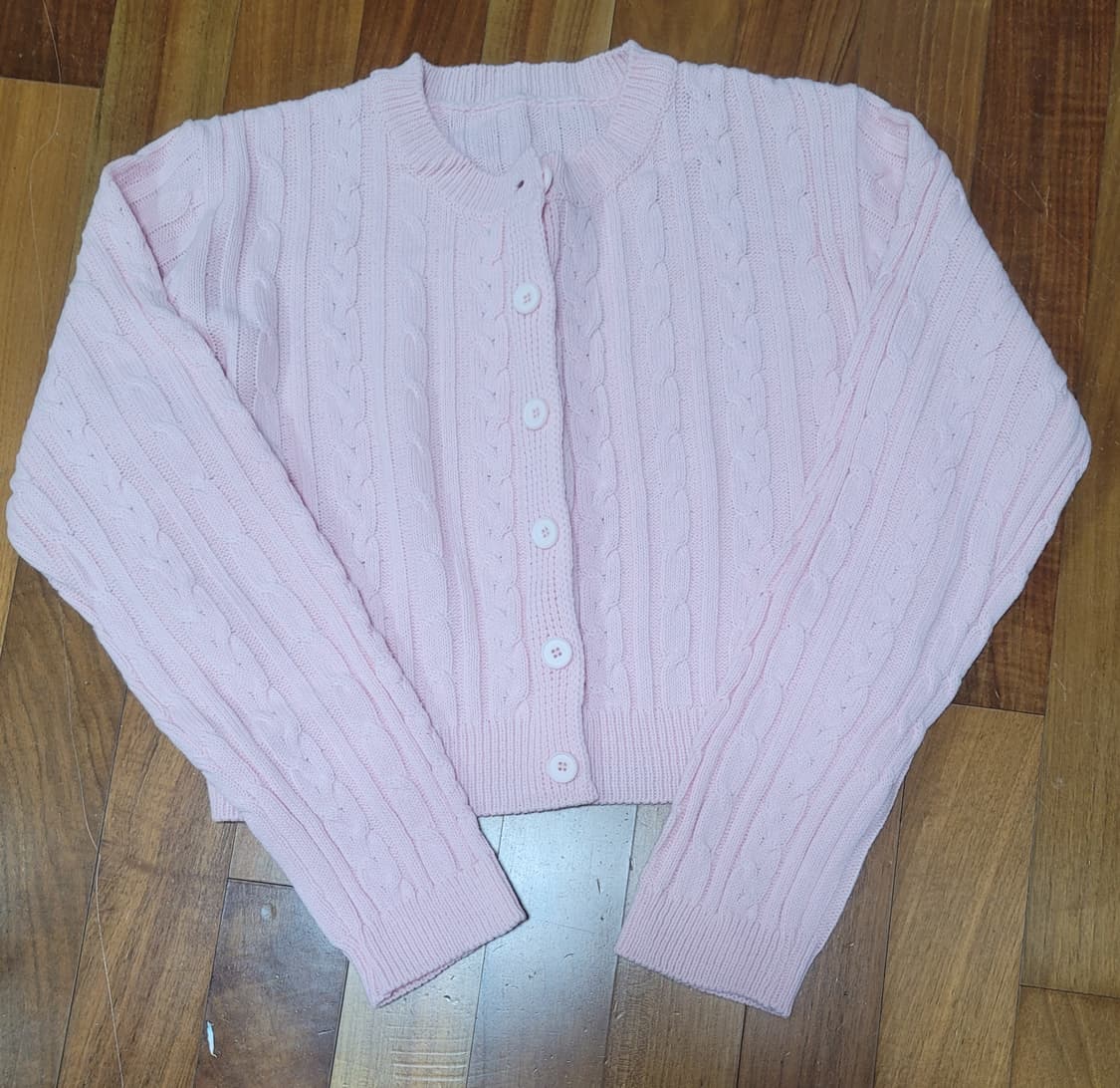 연핑크 딸기우유 꽈배기 크롭 가디건 상품이미지1