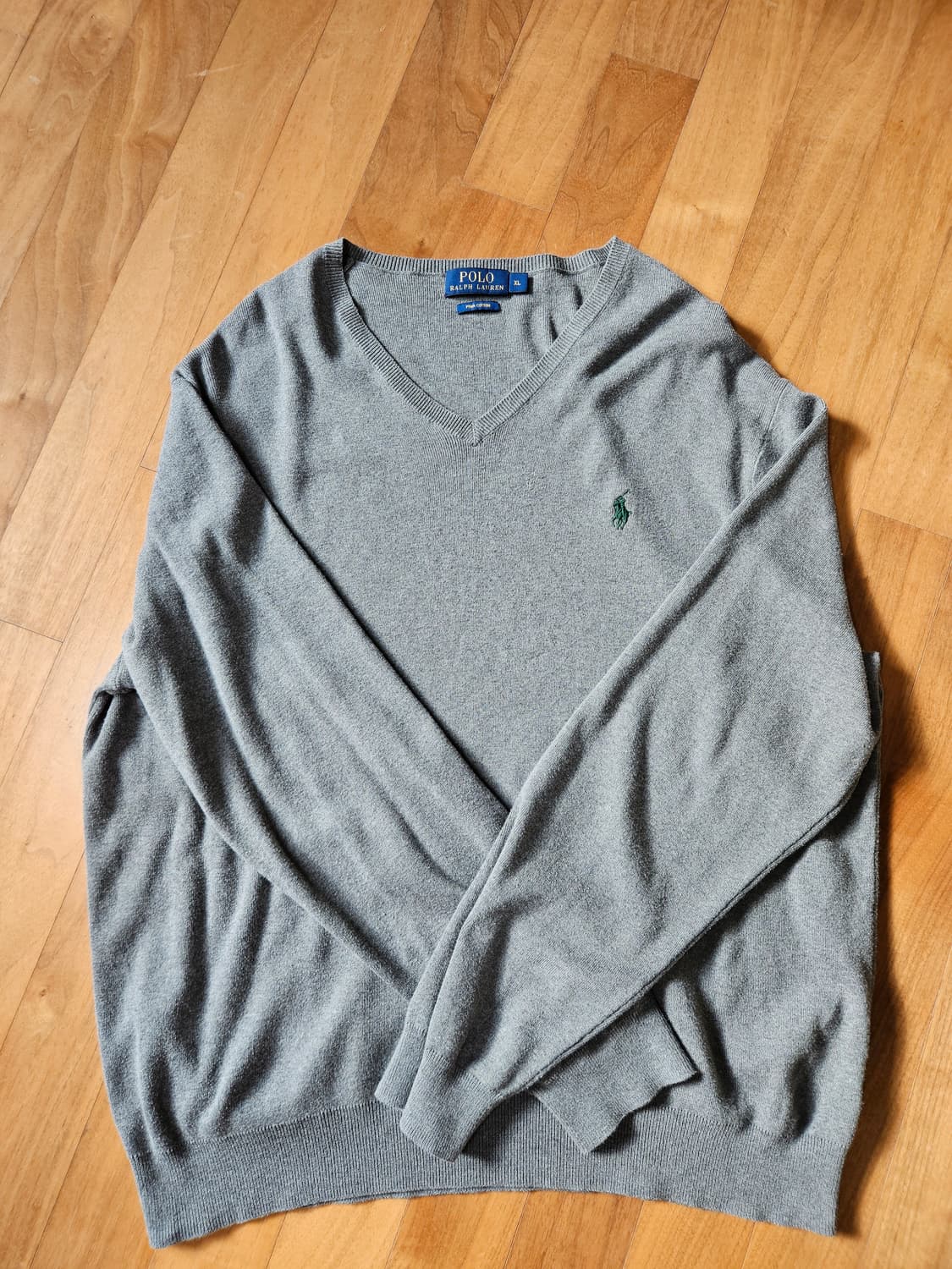 폴로 브이넥 니트 그레이 XL 상품이미지1