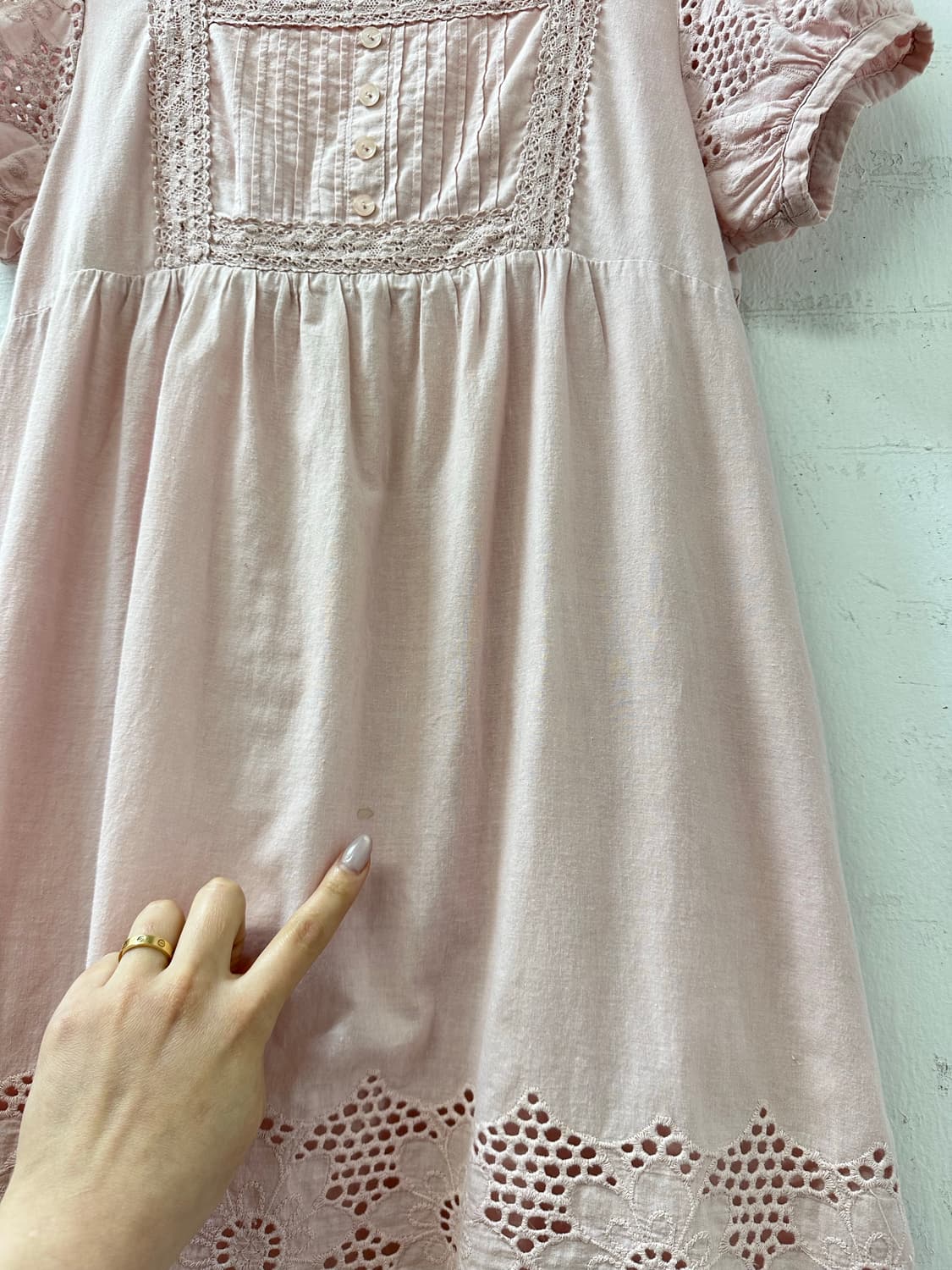 일본빈티지 뮤트 핑크 코튼 레이스 펀칭 디테일 반팔 블라우스 상품이미지9