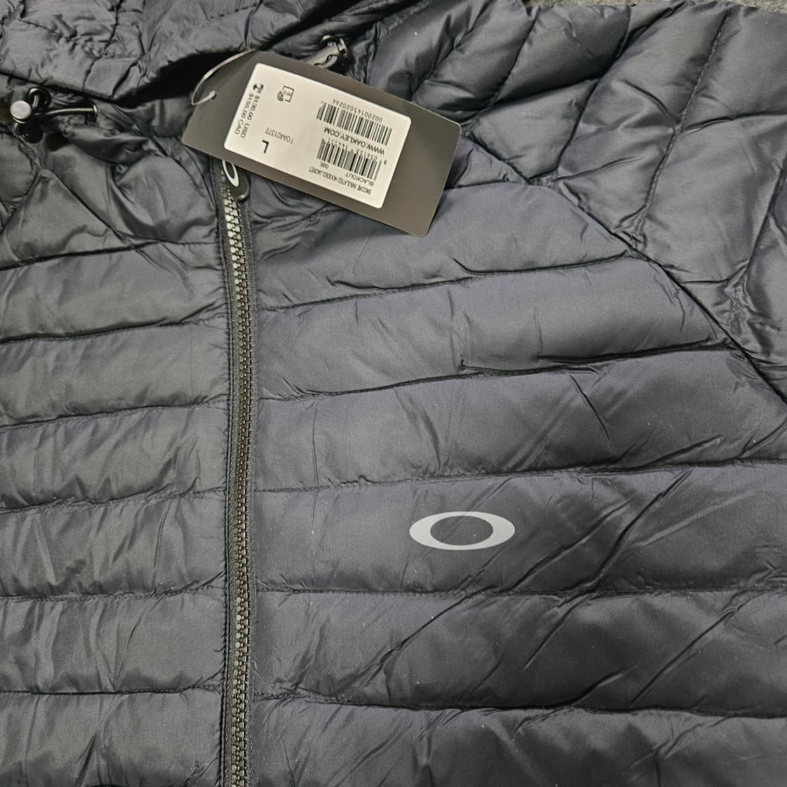 오클리 경량패딩 l 미개봉 새상품 상품이미지3