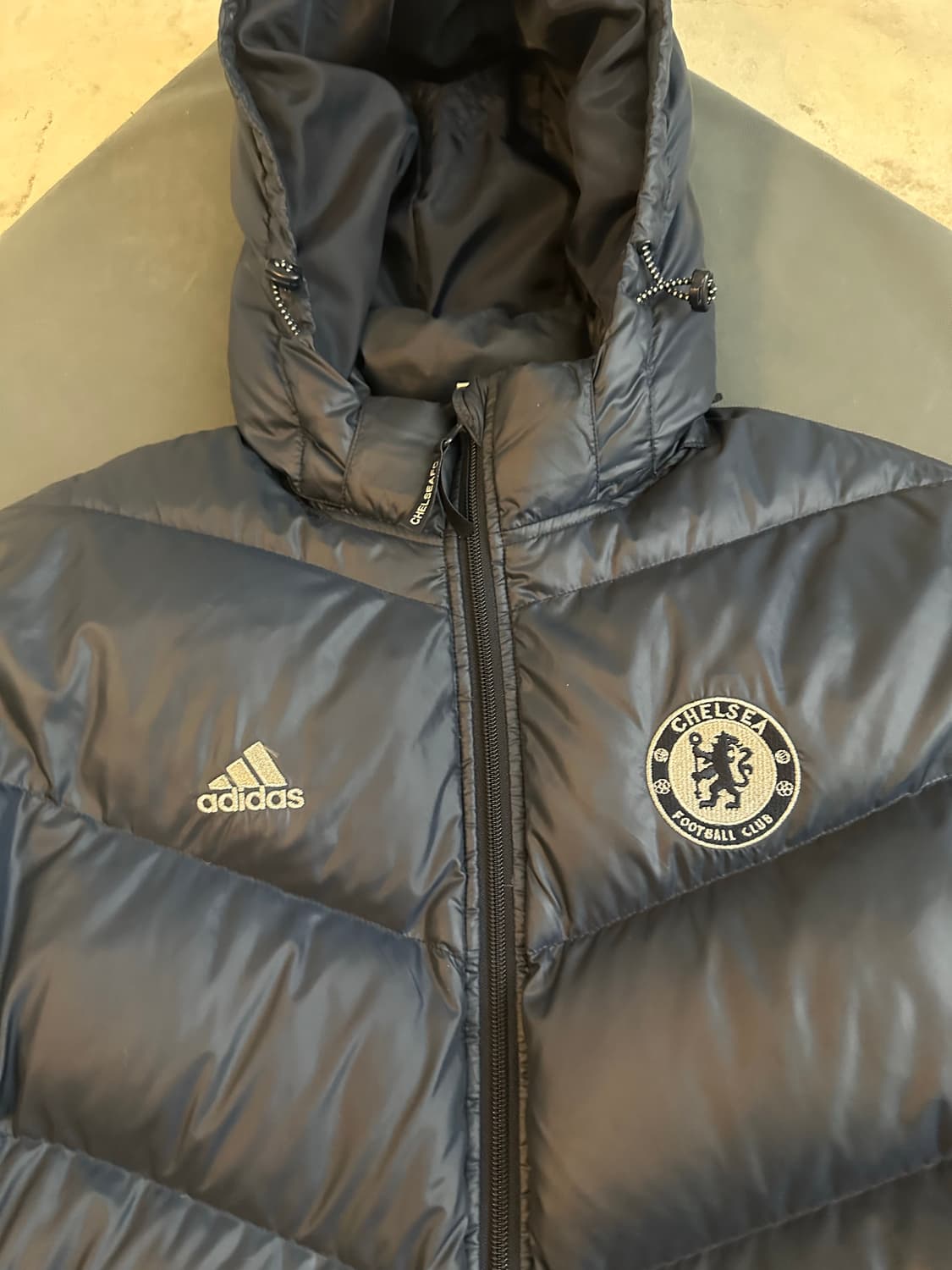 첼시 아디다스 패딩  상품이미지5