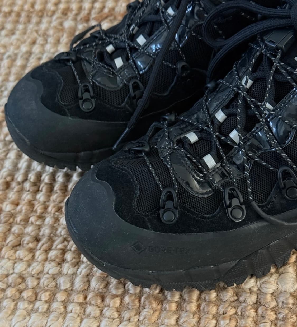 코오롱스포츠와 로스트가든 콜라보레이션 등산화 팝니다 상품이미지4