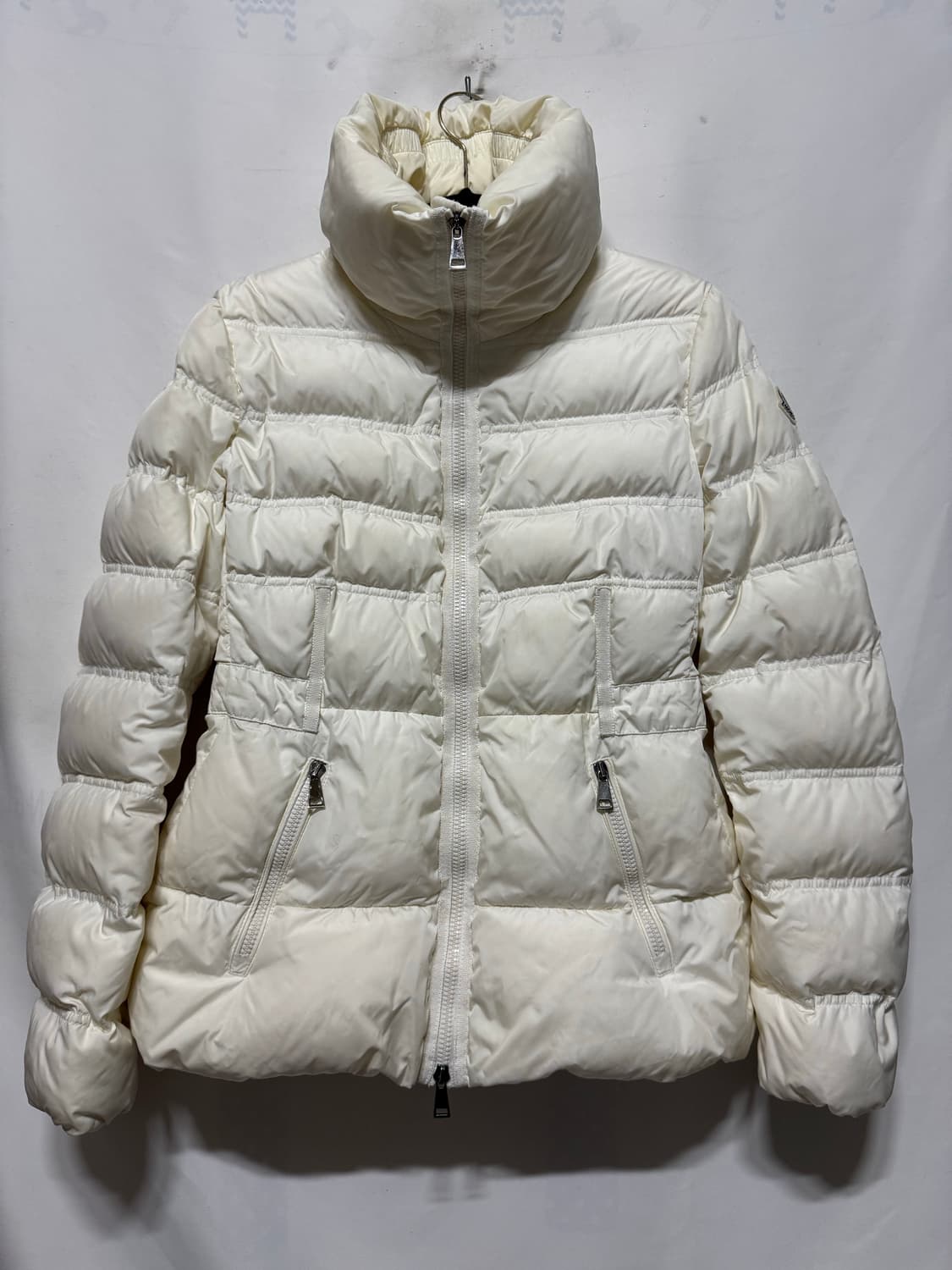 2 몽클레어 악상떼르 다운 패딩 상품이미지1