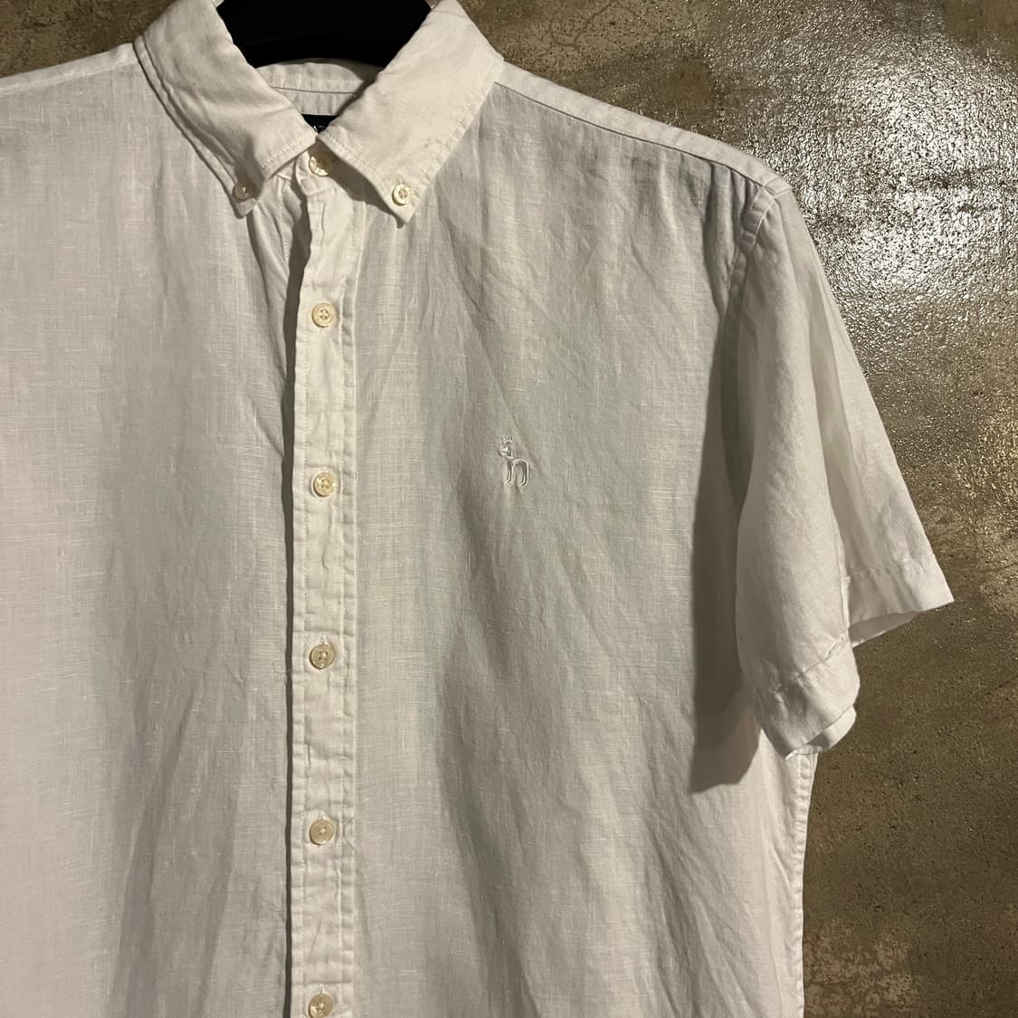 헤지스 린넨 반팔 화이트 셔츠 상품이미지2