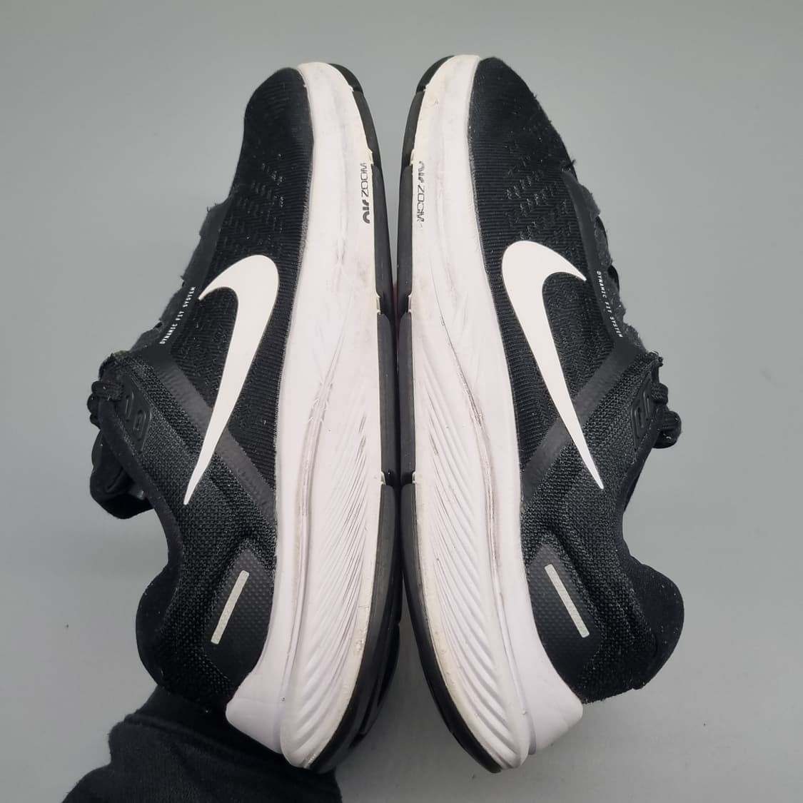 나이키 에어줌 스트럭쳐24 여성운동화235  상품이미지5