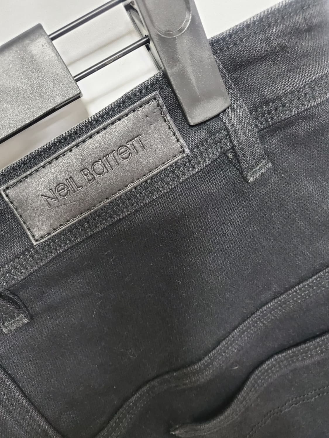 닐바렛 블랙 데님 팬츠 매장판정품 허리32사이즈  상품이미지3