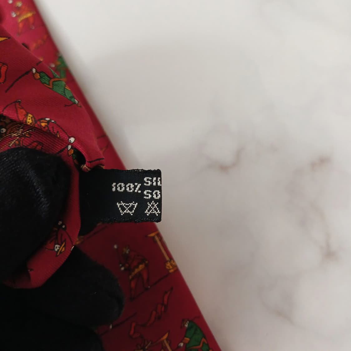살바토레 페라가모 실크 레드 넥타이 9.7cm A등급 A18854
 상품이미지10