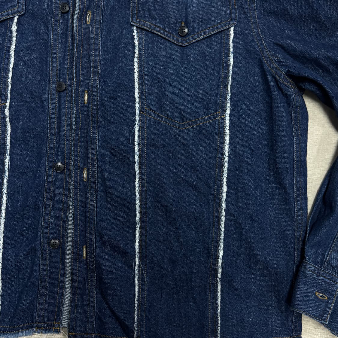 쿠어 절개 컷오프 크롭 데님셔츠 L 상품이미지4