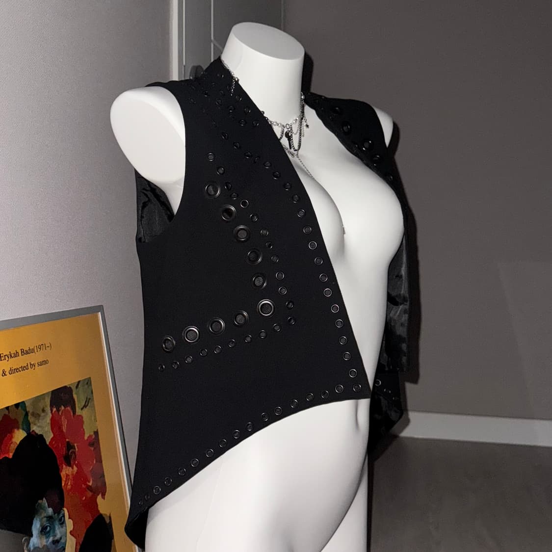 stud unbalanced vest 상품이미지1