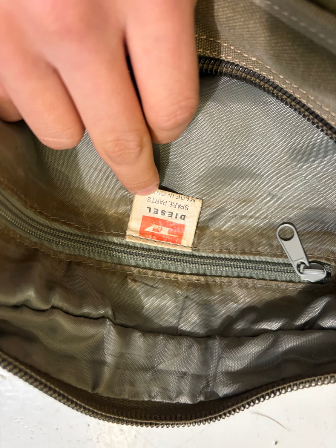 00s Diesel 워싱 브로운 크로스백  상품이미지5