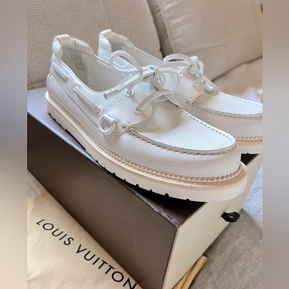 루이비통 에피 보트슈즈  9 상품이미지1