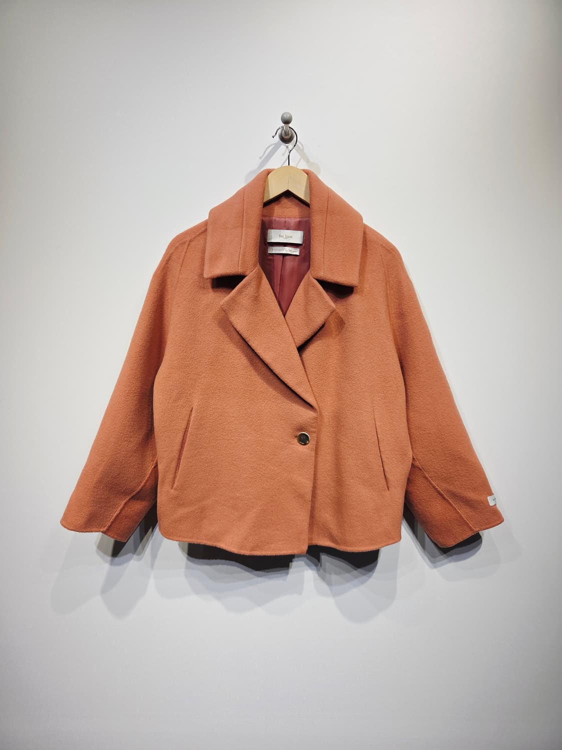 더아이잗(TheIzzat) 코랄 오버핏 캐시미어 숏코트_55 상품이미지2