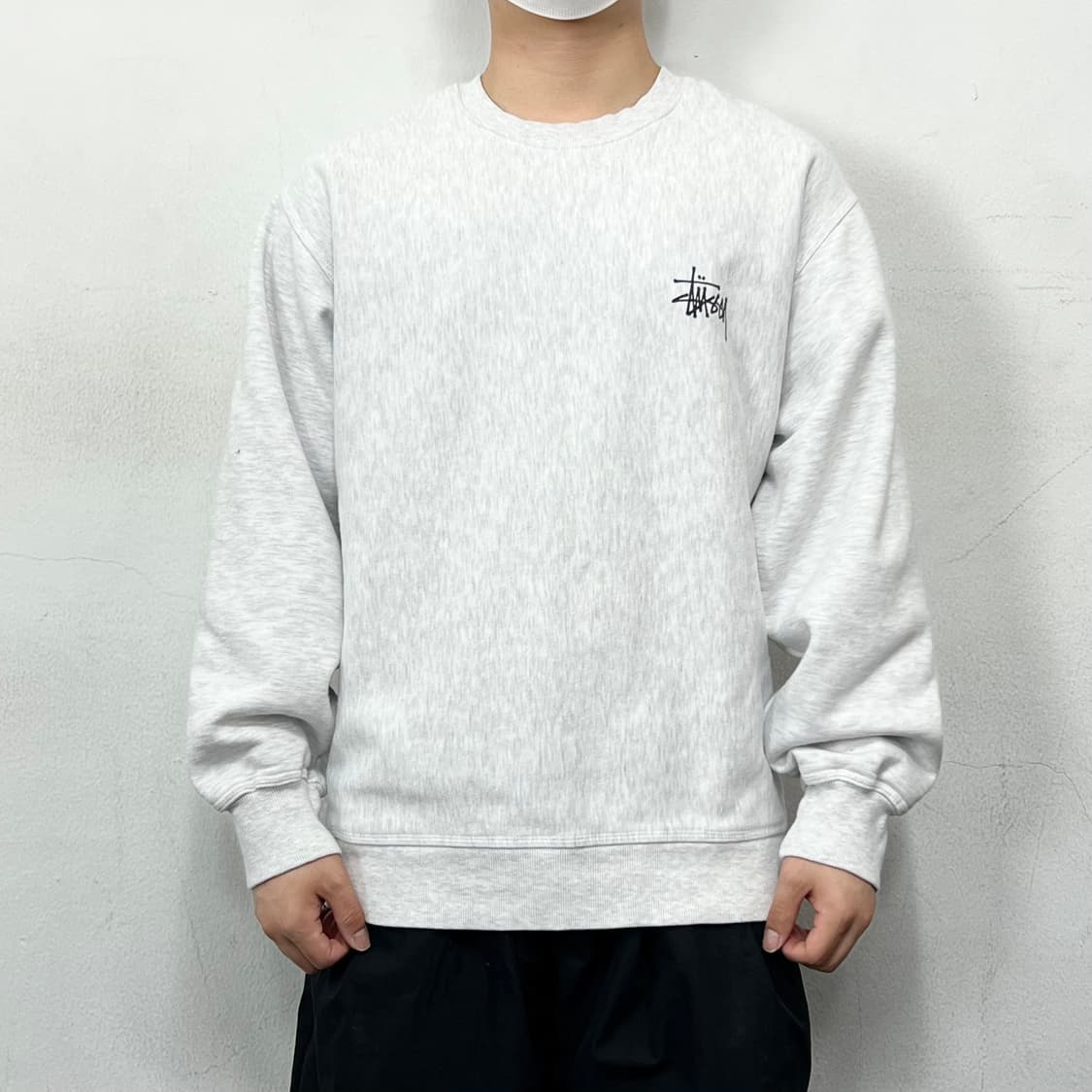 스투시 베이직 스탁로고 맨투맨 애쉬 헤더 그레이 상품이미지3