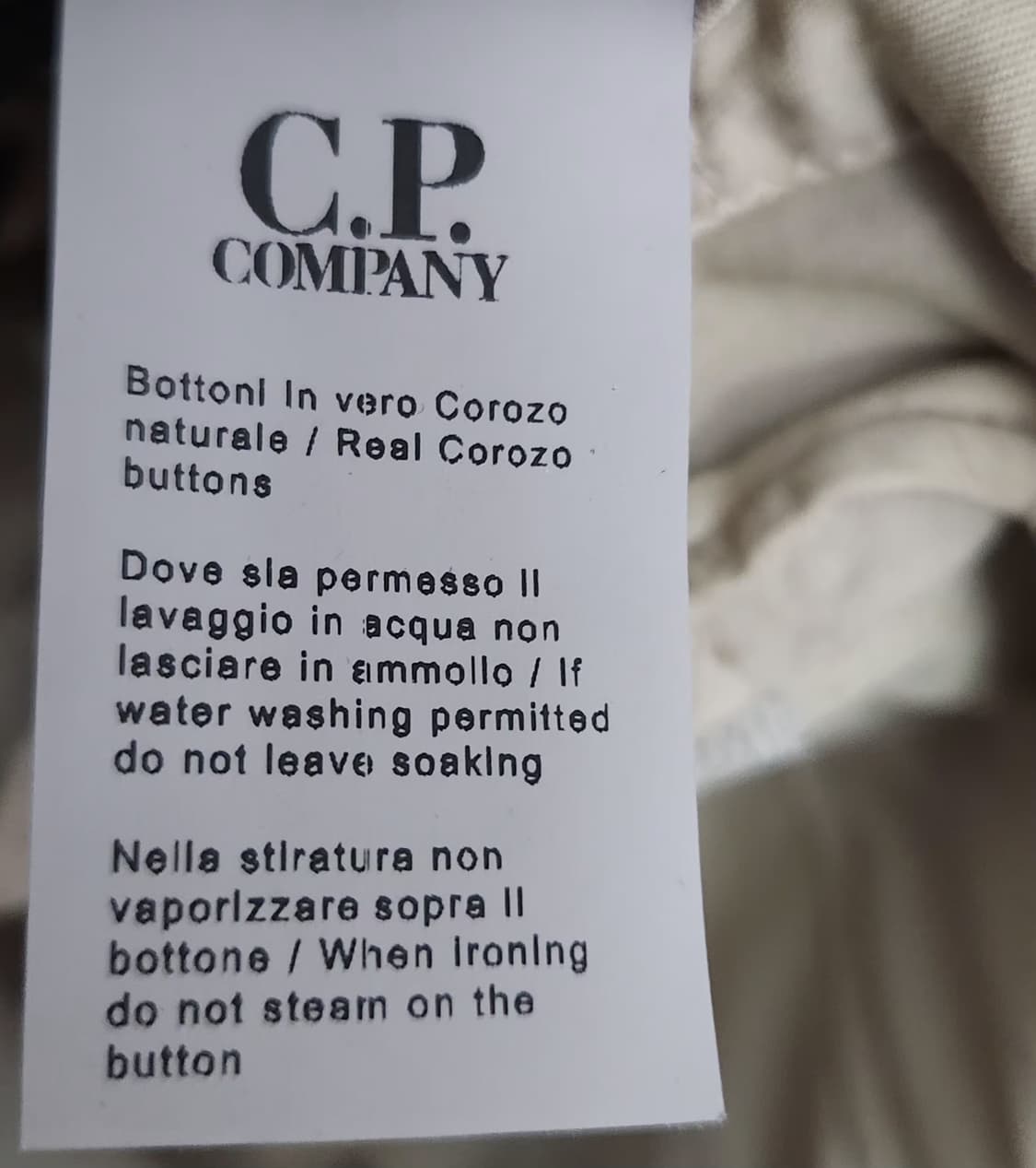 CP컴퍼니 100 자켓. 새상품 상품이미지9