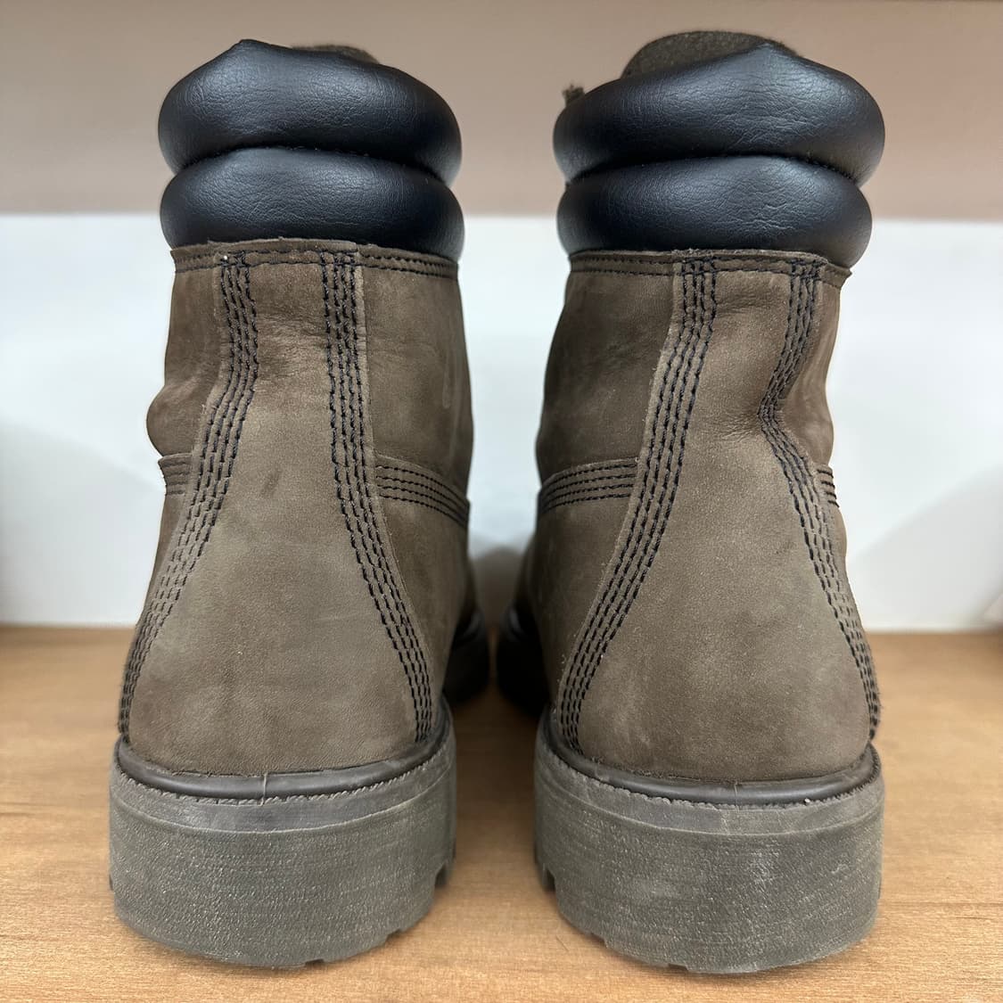 팀버랜드 6인치 부츠 ‘다크브라운‘ 상품이미지4