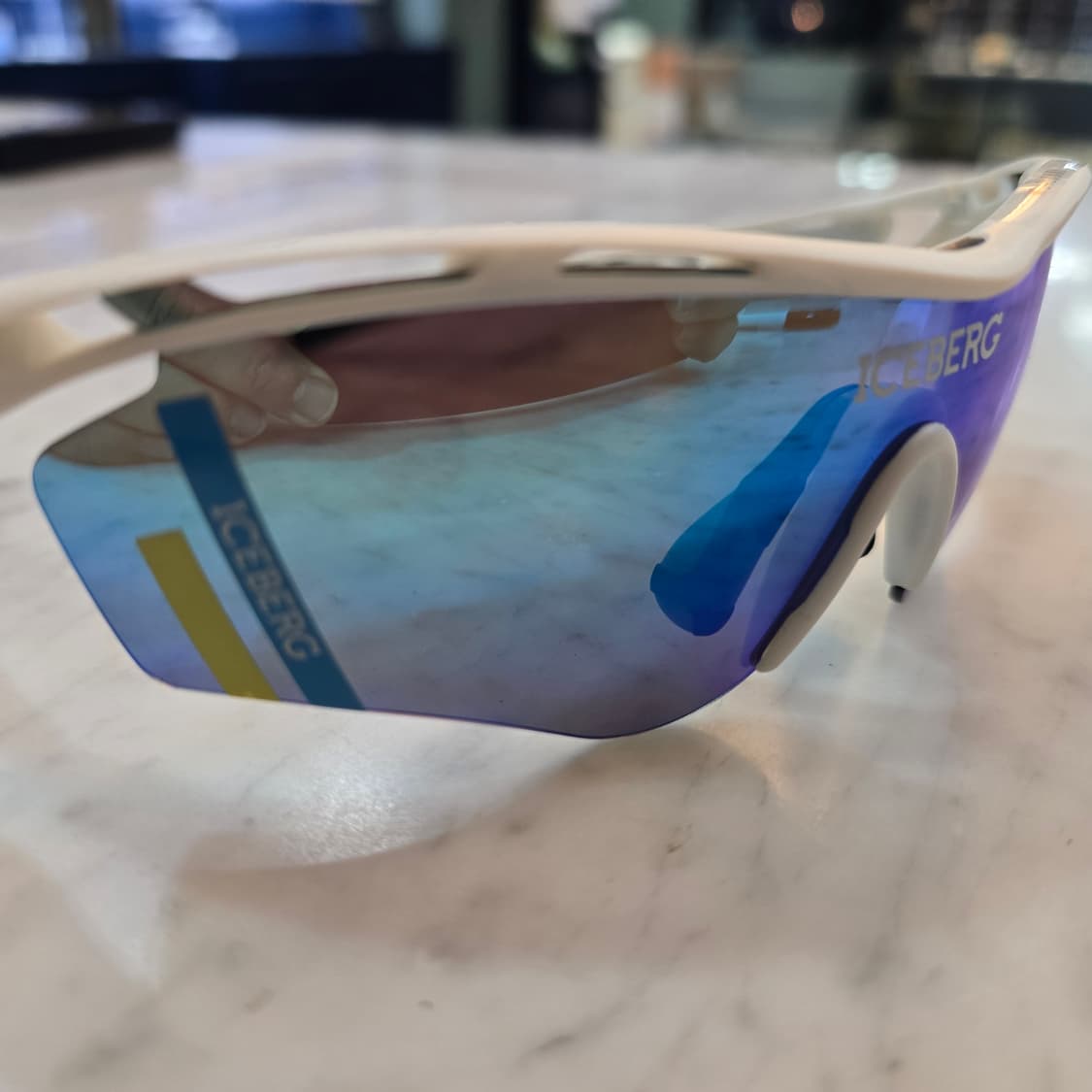 린다페로우 x 아이스버그 고글 6143 ICE/1/2 희귀템 상품이미지2