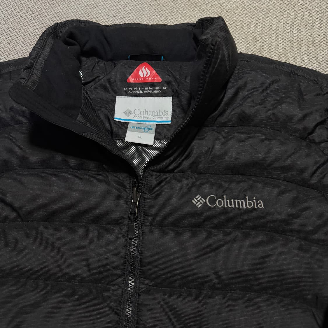 컬럼비아 옴니히트 경량 패딩 상품이미지3