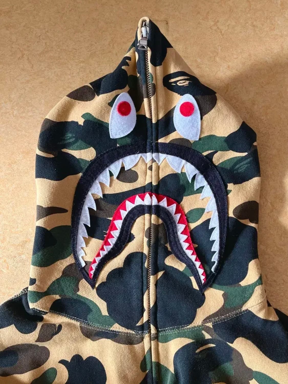 베이프 샤크 후드집업 ponr 황계 L 상품이미지3