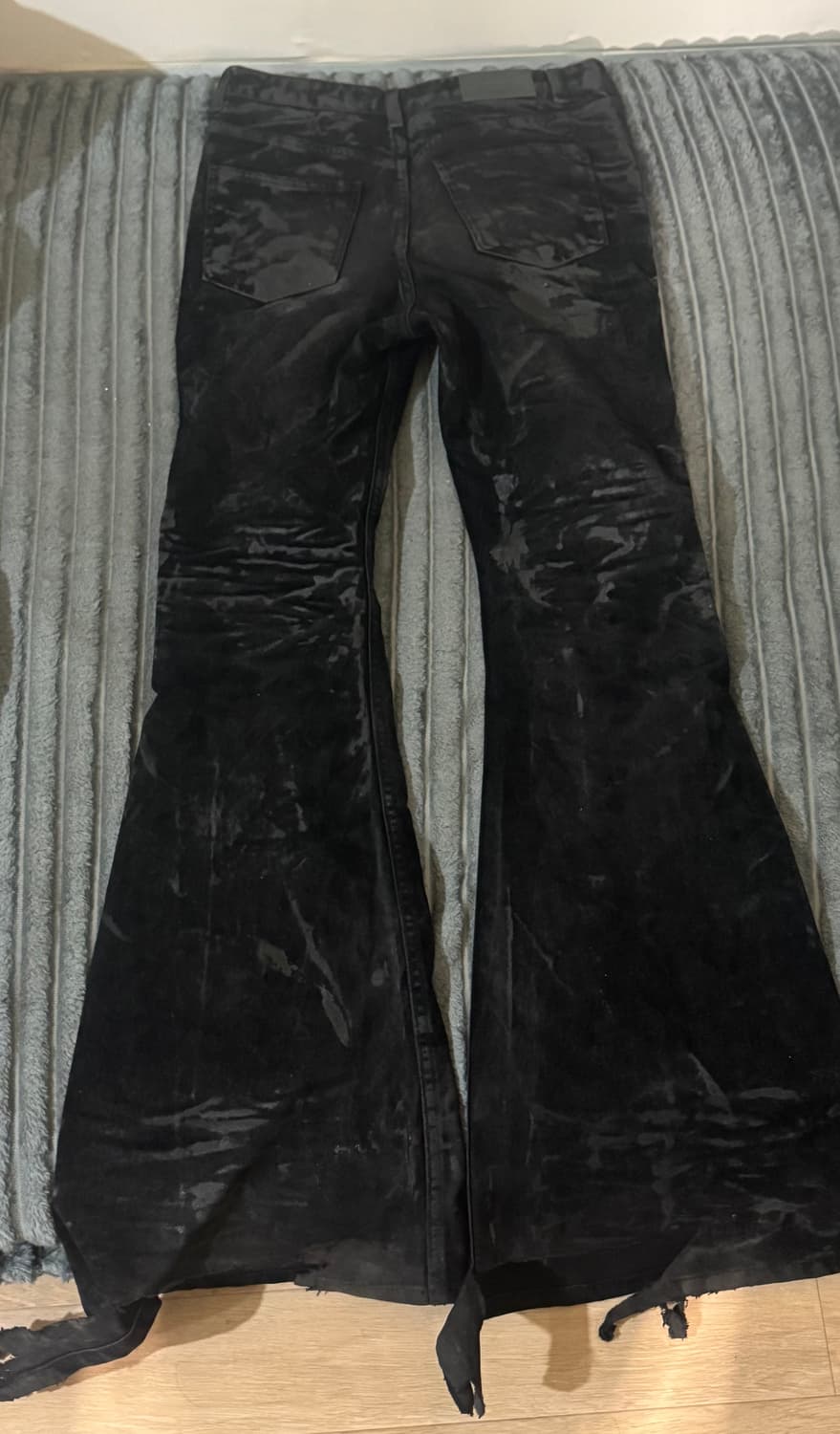 언더마이카 글레이셜 벨베틴 플레어드 진 블랙 - 24FW 상품이미지3