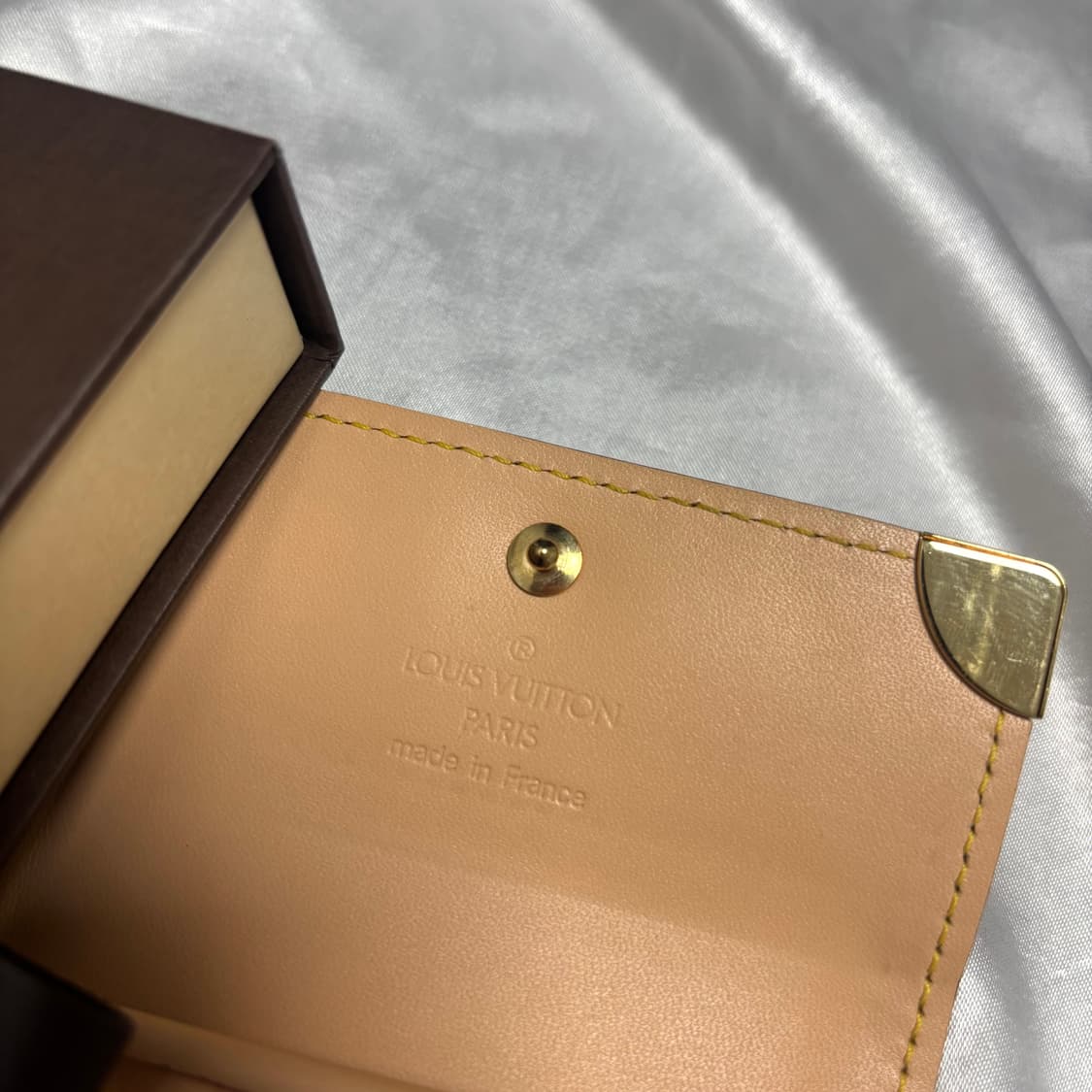 루이비통 무라카미 멀티컬러 카드 지갑 상품이미지5