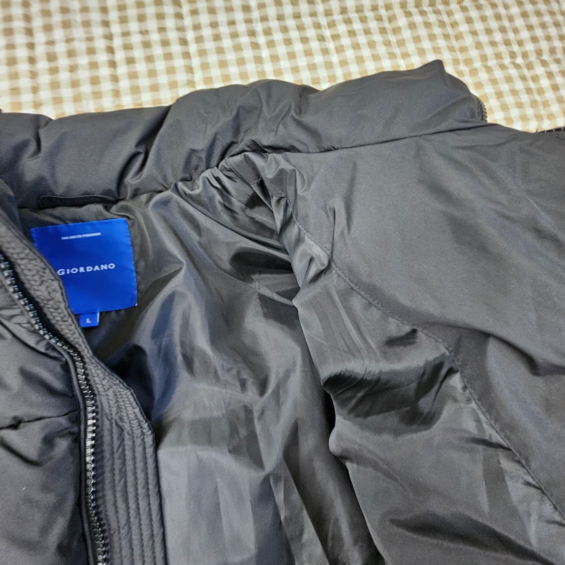 지오다노 푸퍼 숏패딩 남자100 상품이미지7