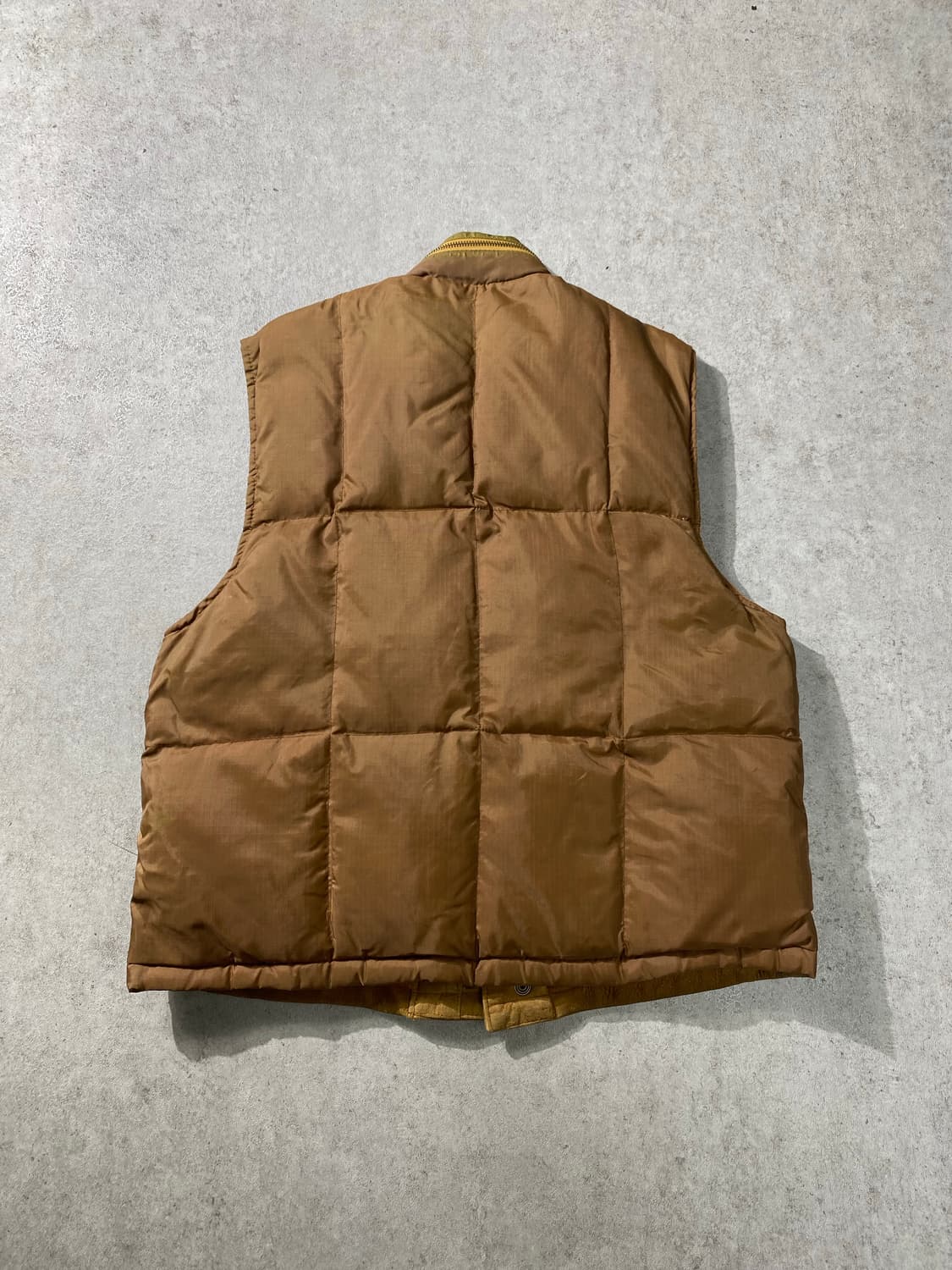 [M] Prankish Industries 밀리터리 스웨이드 패딩 베스트 상품이미지6