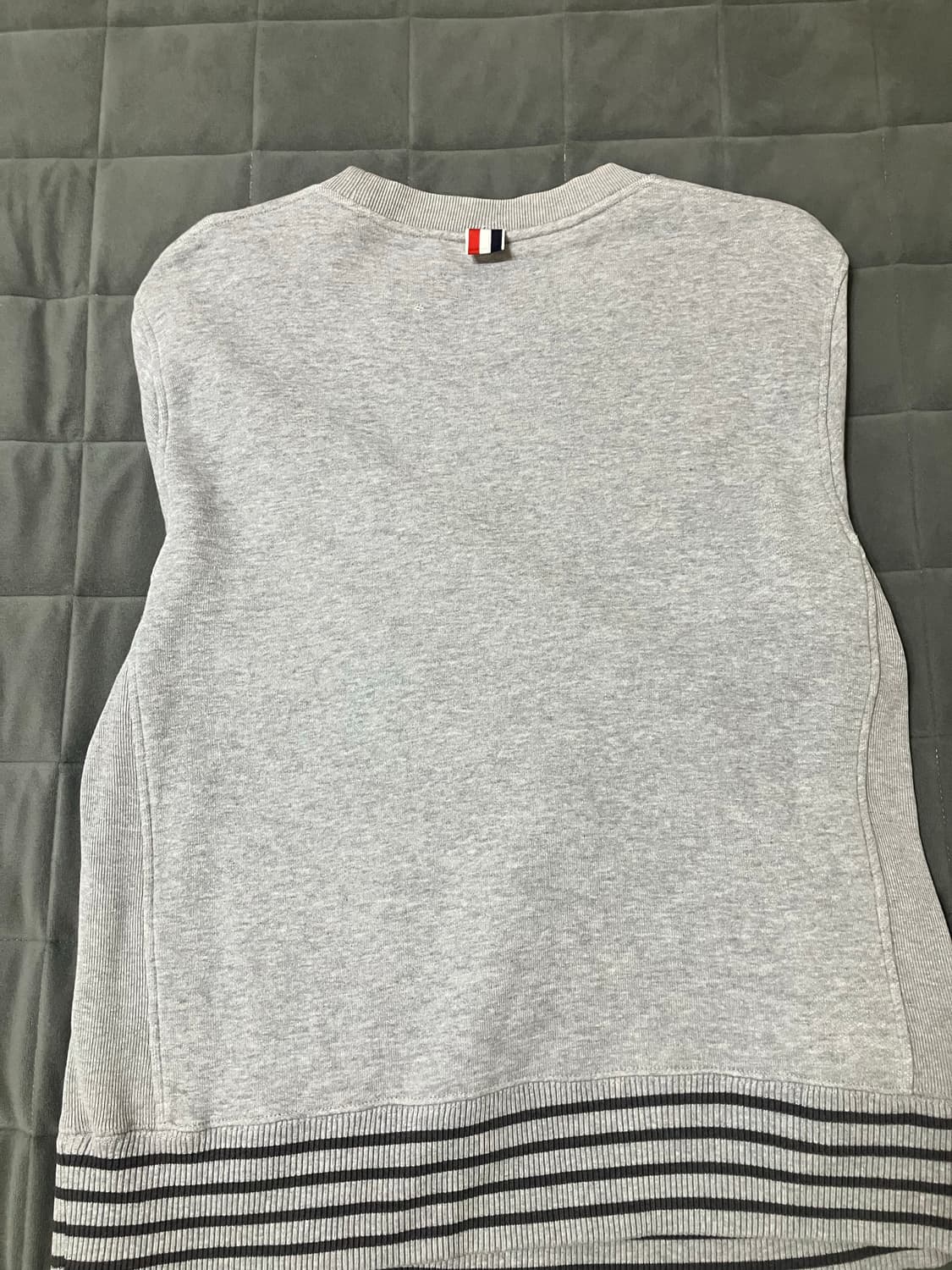 톰브라운 맨투맨 상품이미지5