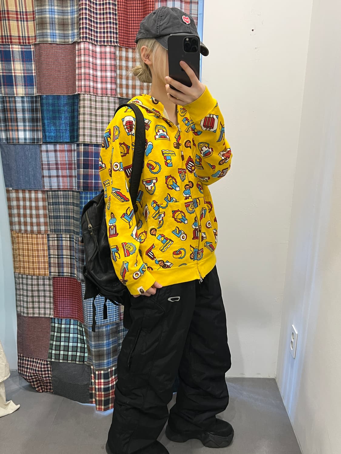 베이프 마일로 옐로우 후드집업 상품이미지3