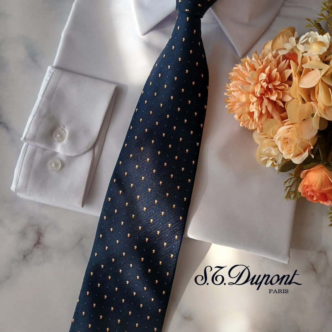 듀퐁 실크 네이비 마이크로 도트 넥타이 8.5cm A등급 A19074
 상품이미지1