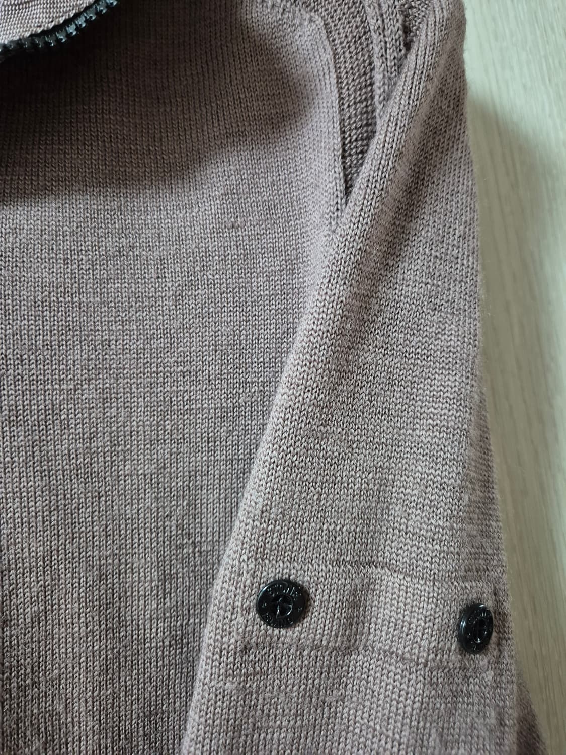 (정품) 스톤아일랜드 와펜 나일론 배색 울니트 후드집업 상품이미지5