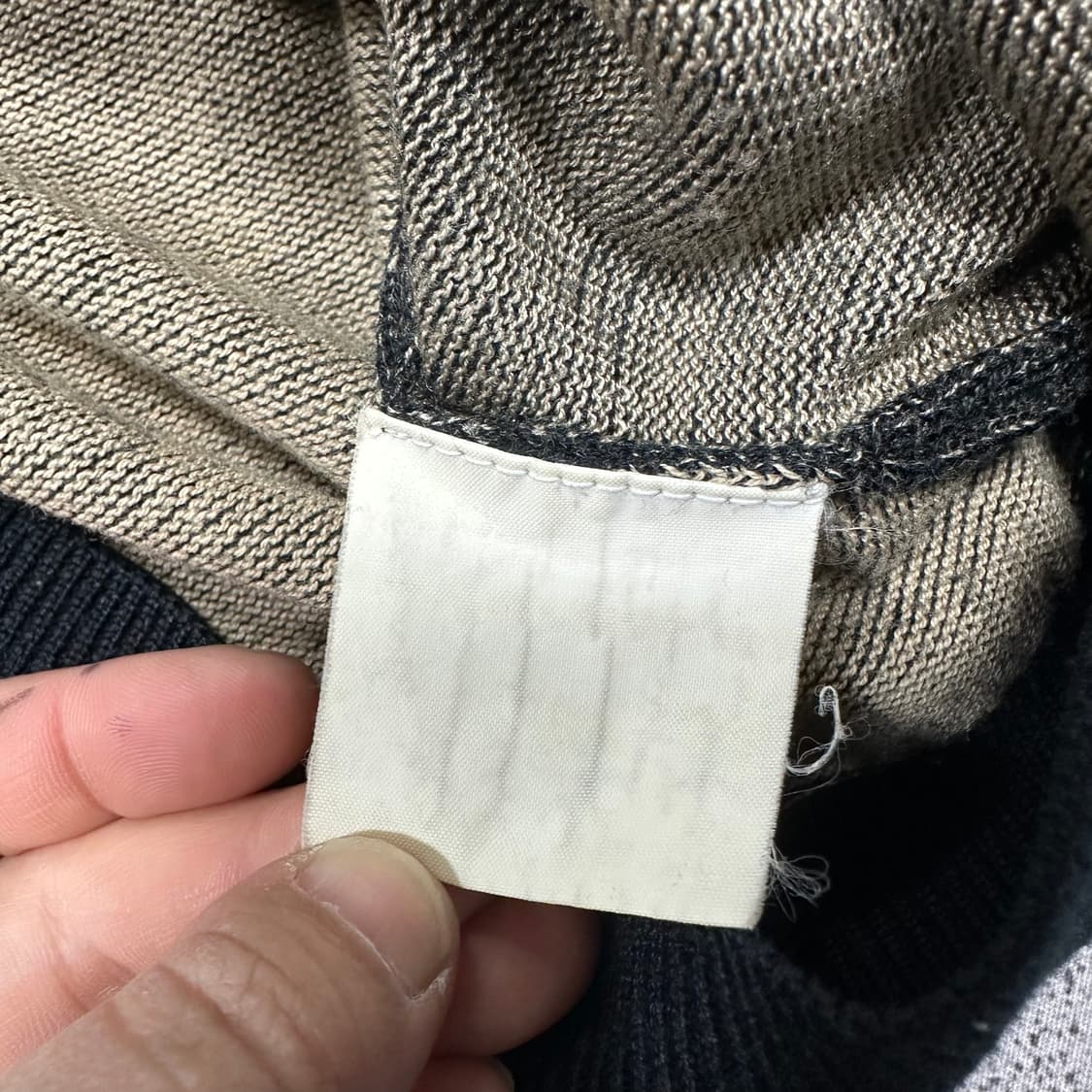 ✨ (바배) 돌체앤가바나 니트 맨투맨 상품이미지4