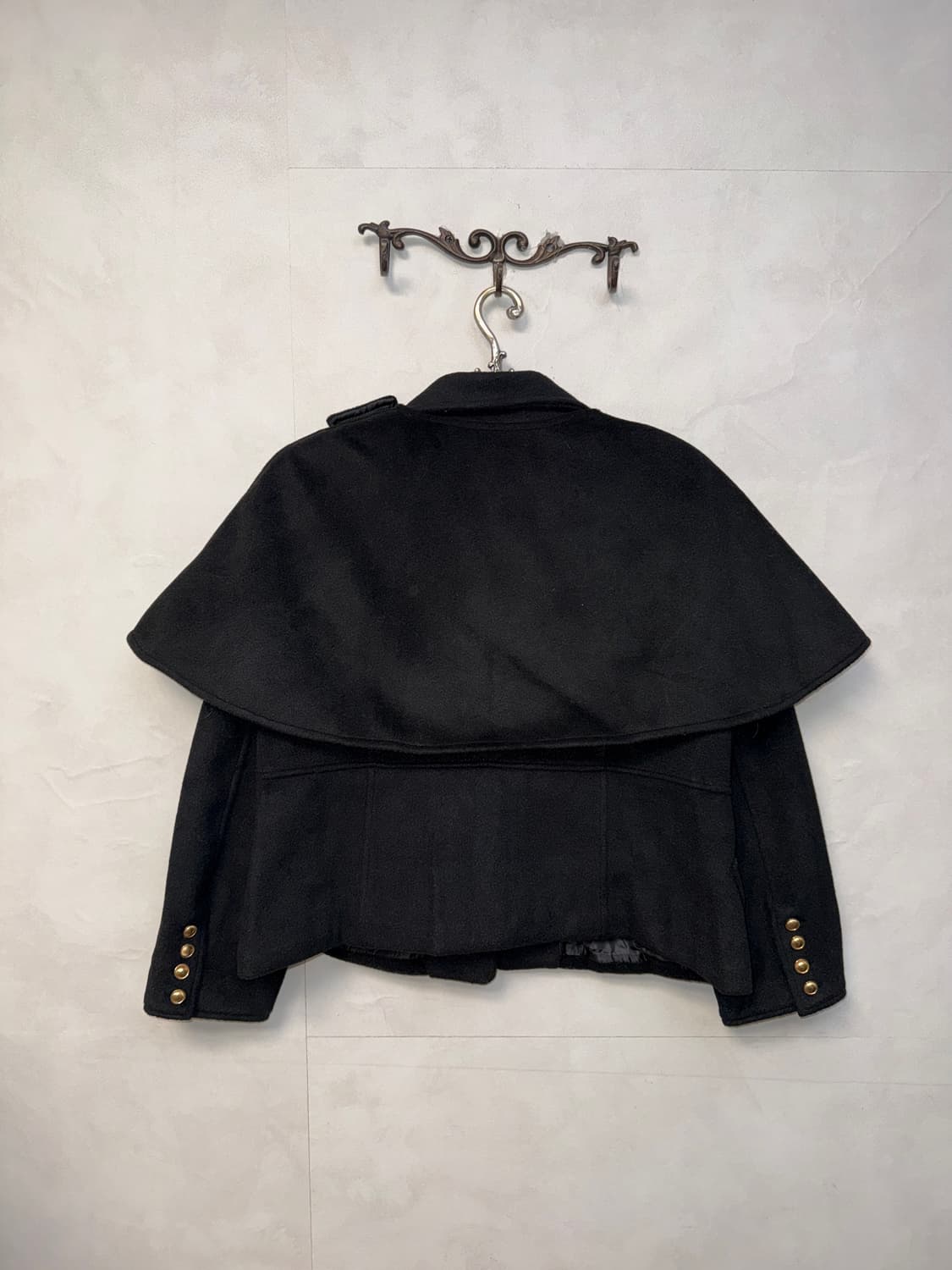 Black wrap cape button jacket  상품이미지3