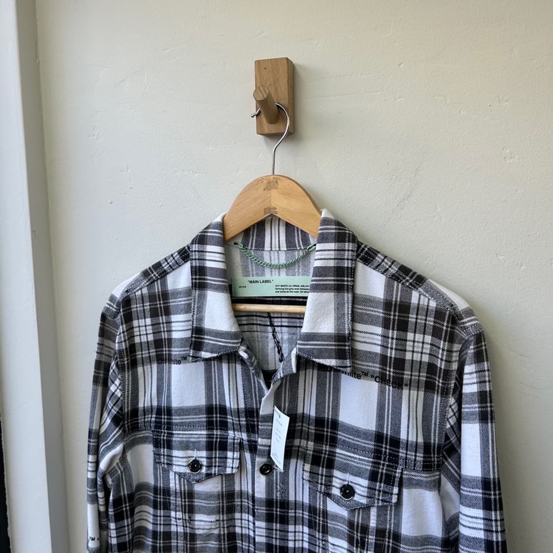 15926 - 오프화이트 플란넬 체크 셔츠 상품이미지1