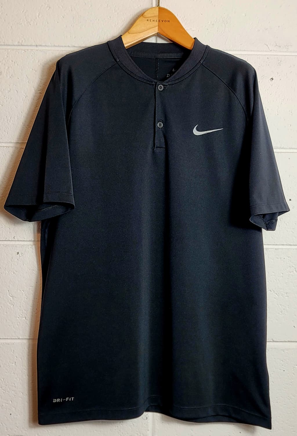 나이키 드라이핏(DRI-FIT) 기능성 반팔티셔츠 판매 상품이미지1