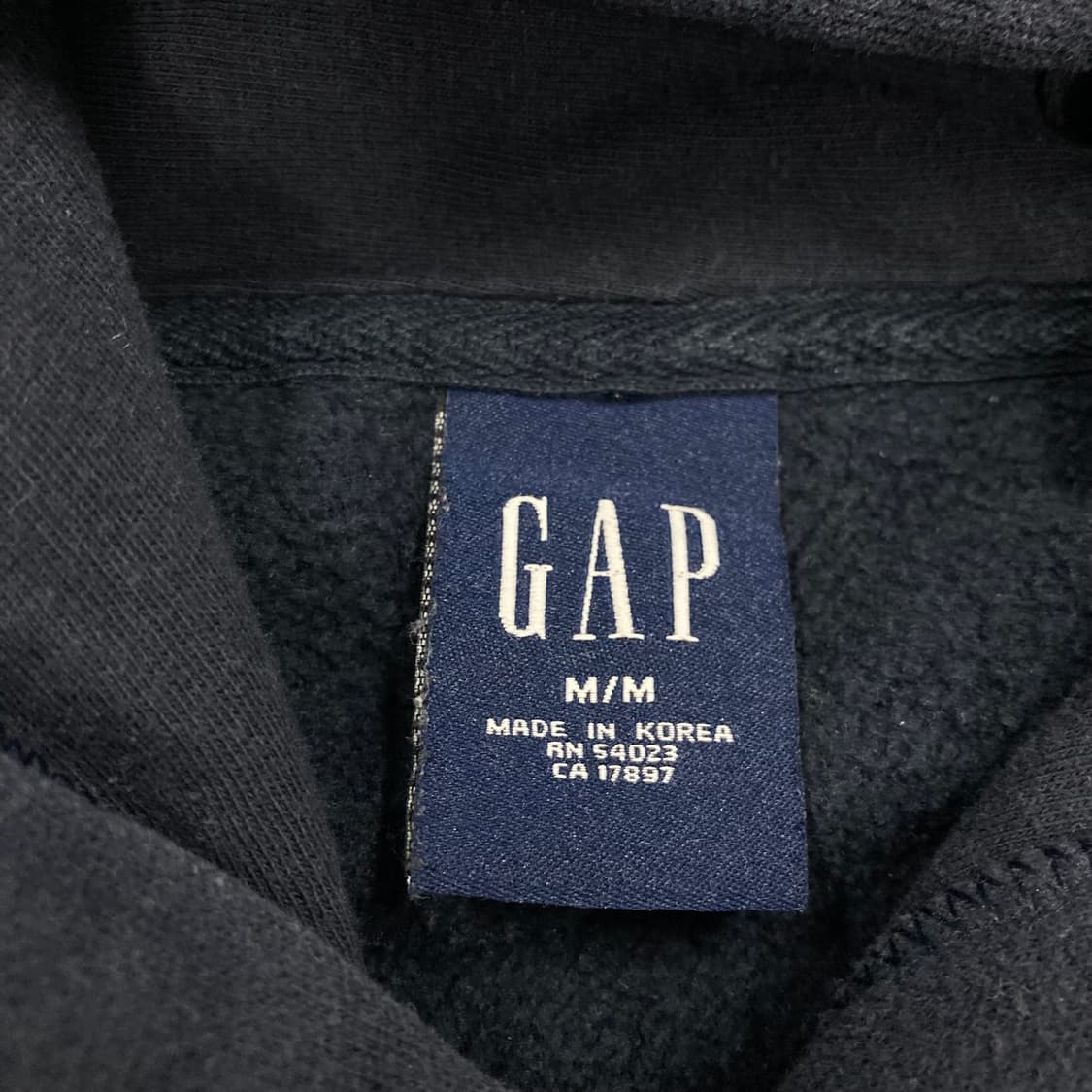 GAP 네이비 컬러 스펠아웃 빅로고 후드티 상품이미지3