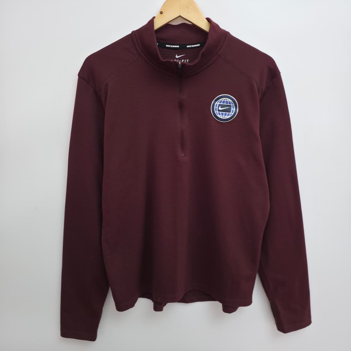 [L] 나이키 러닝 드라이핏 하프집업 기능티 버건디 상품이미지1