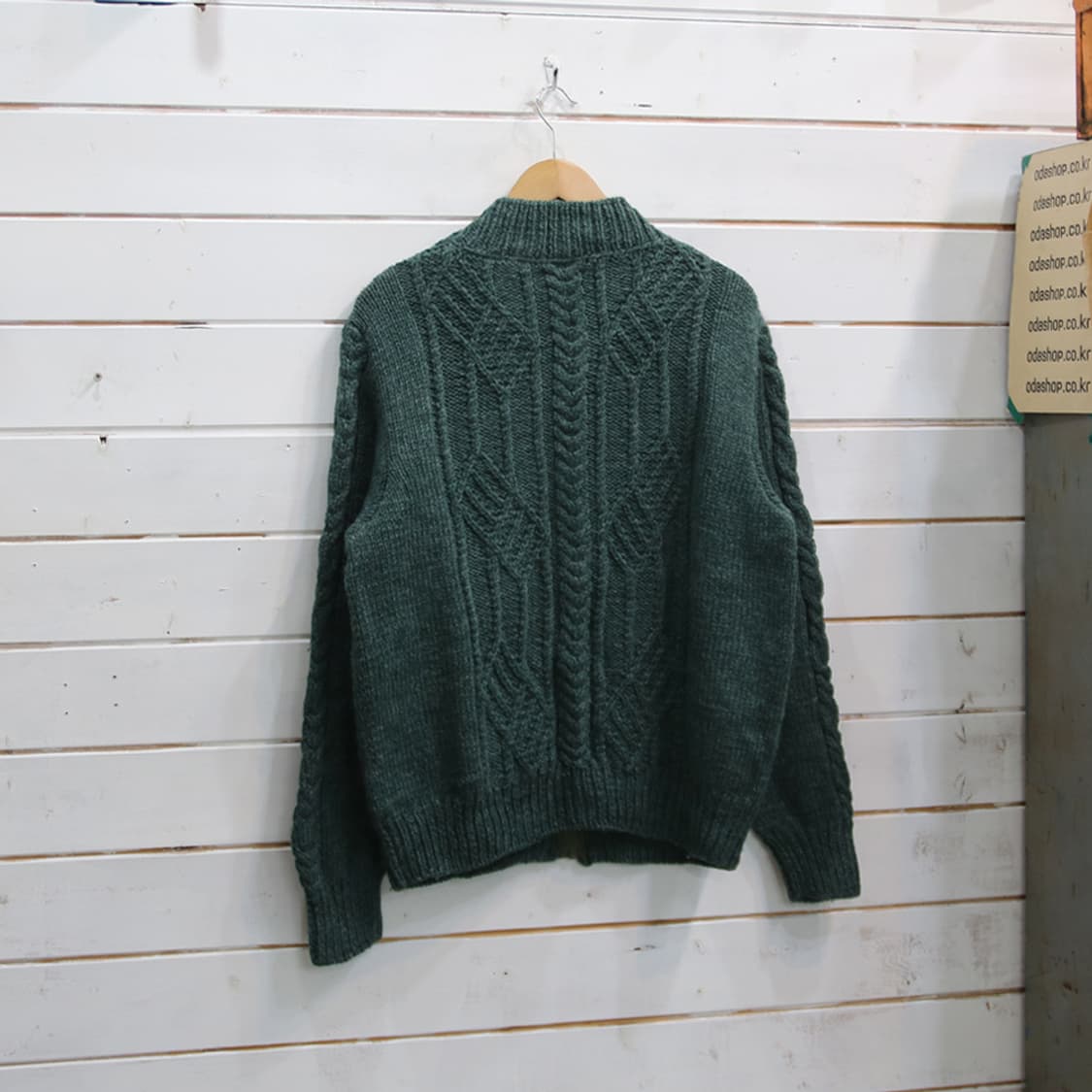 (착용컷) 울 꽈배기 니트 집업 자켓 (남성용 103) 상품이미지2