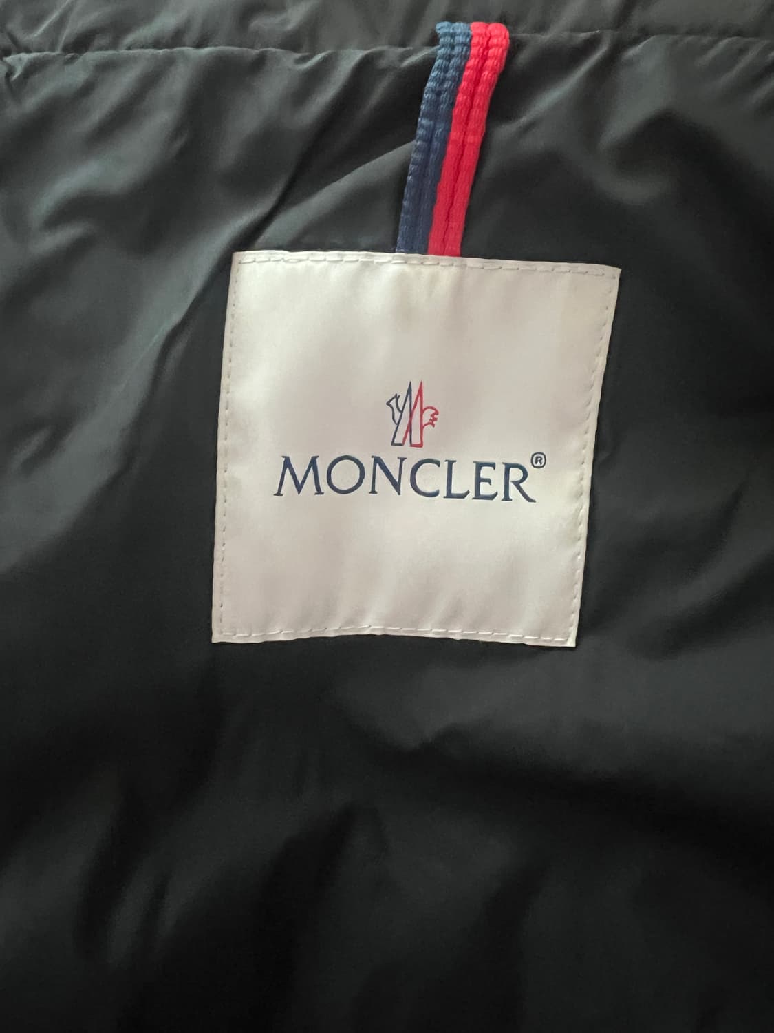 (정품) 몽클레어 패딩 샤르팔 블랙 색상 키즈 14A 상품이미지2