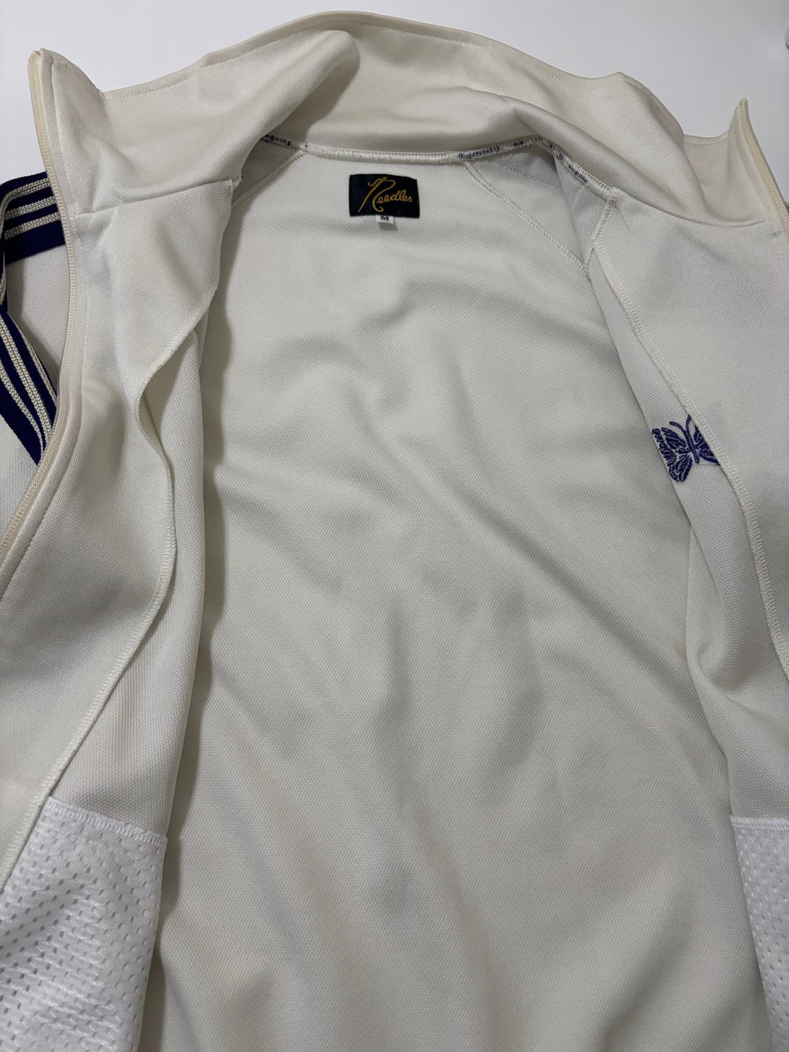 니들스 트랙자켓 아이스화이트 M 상품이미지4