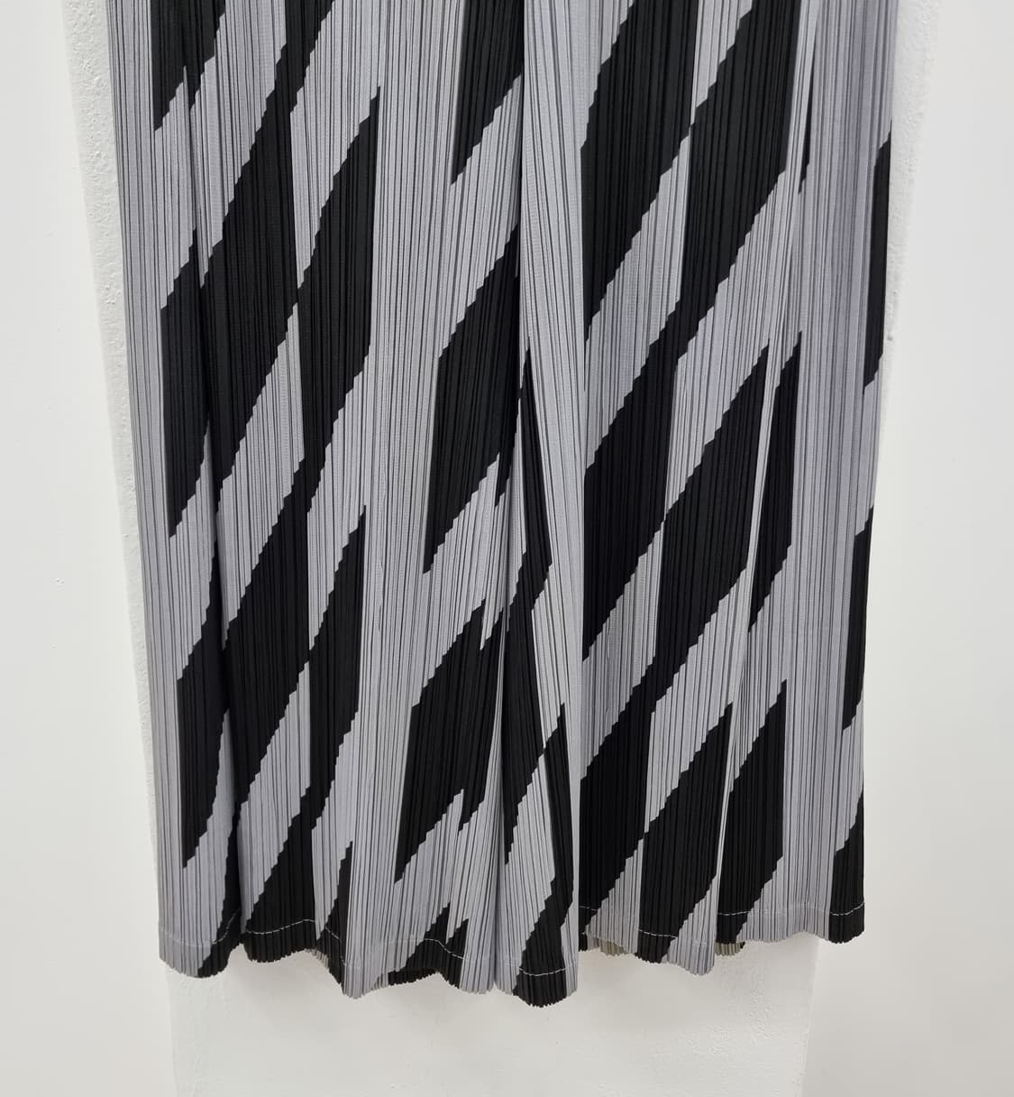 PLEATS PLEASE 플리츠플리즈 상품이미지3