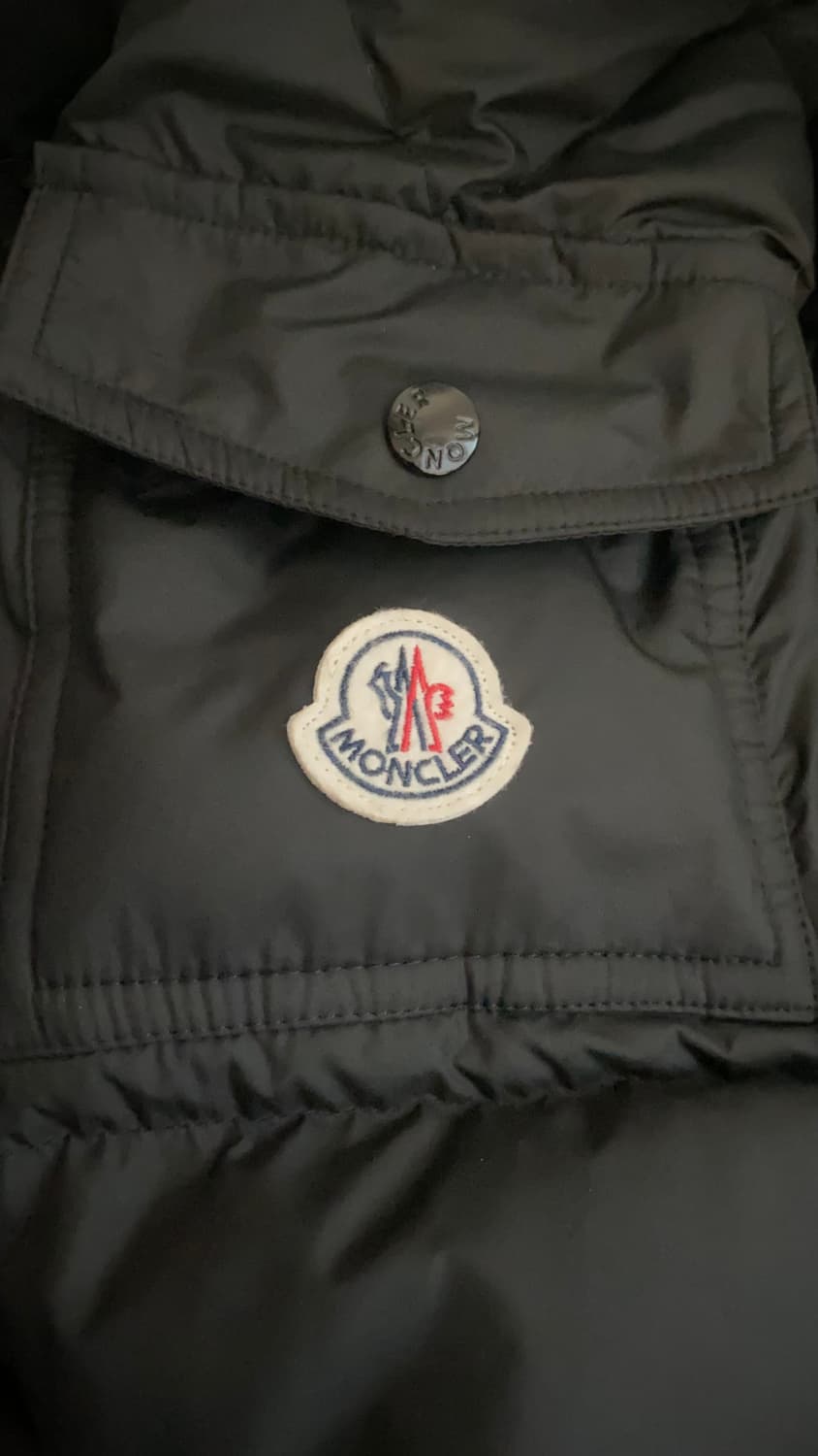 FW25 몽클레어 70 후드 블랙 쇼트 다운 재킷 (3) 상품이미지6